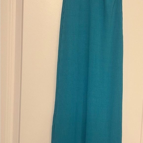 THE REAL REAL Simon Miller Scoop Neck Long Dress
Size: XS - Picture 2 of 3